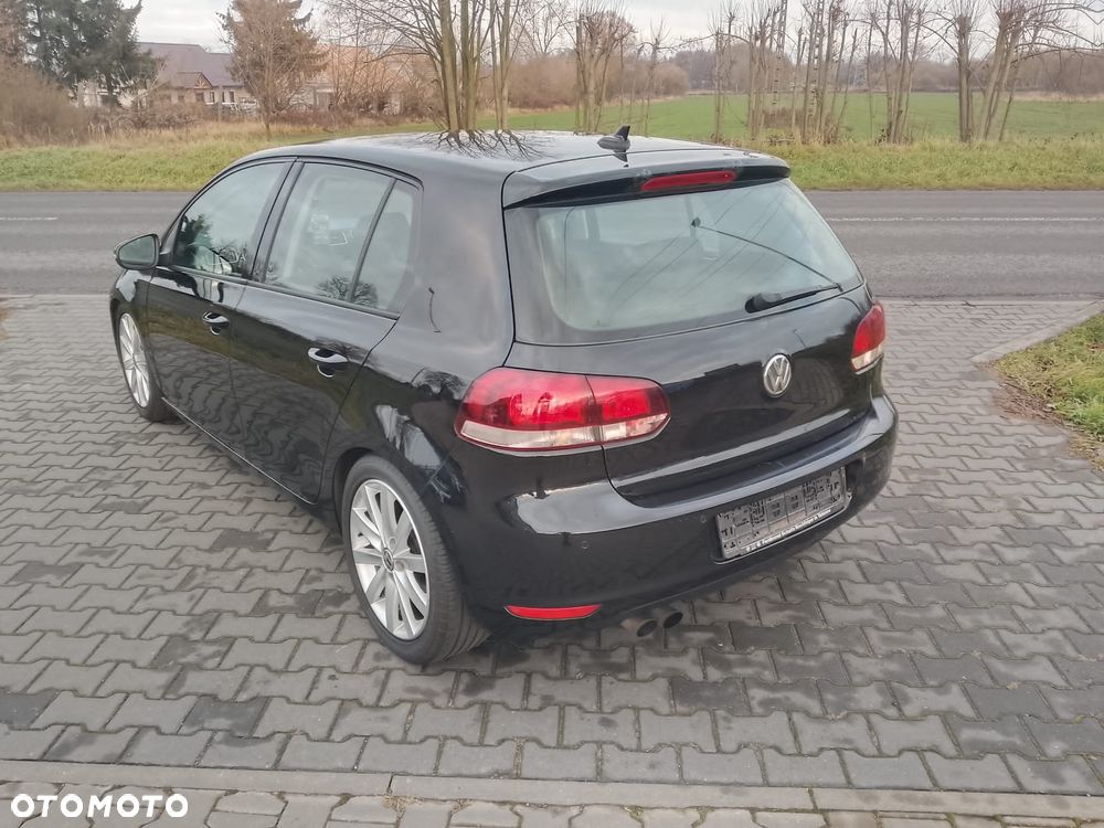 Volkswagen Golf - 4