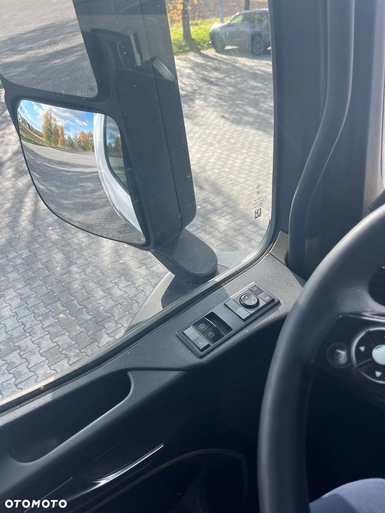 Mercedes-Benz Actros - 4