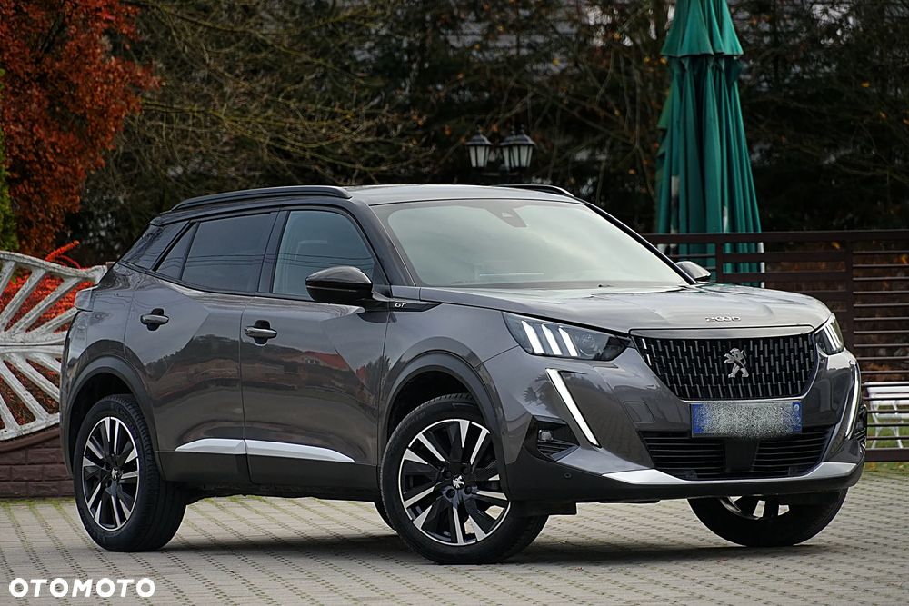 Peugeot 2008 PureTech 130 EAT8 GT - 9