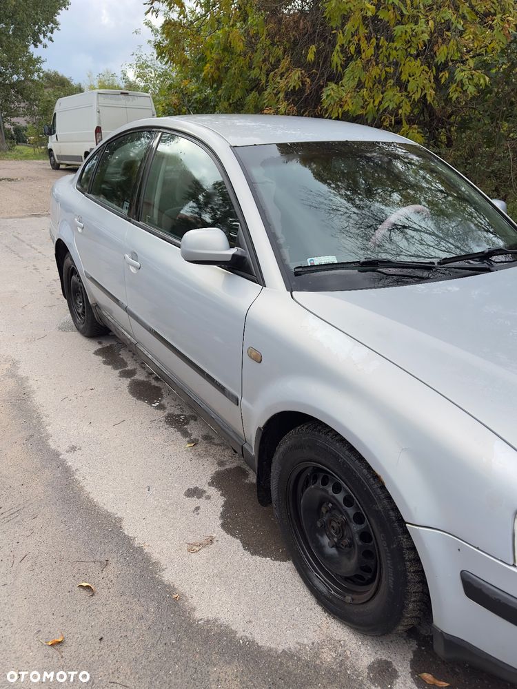 Volkswagen Passat 1.9 TDI - 9