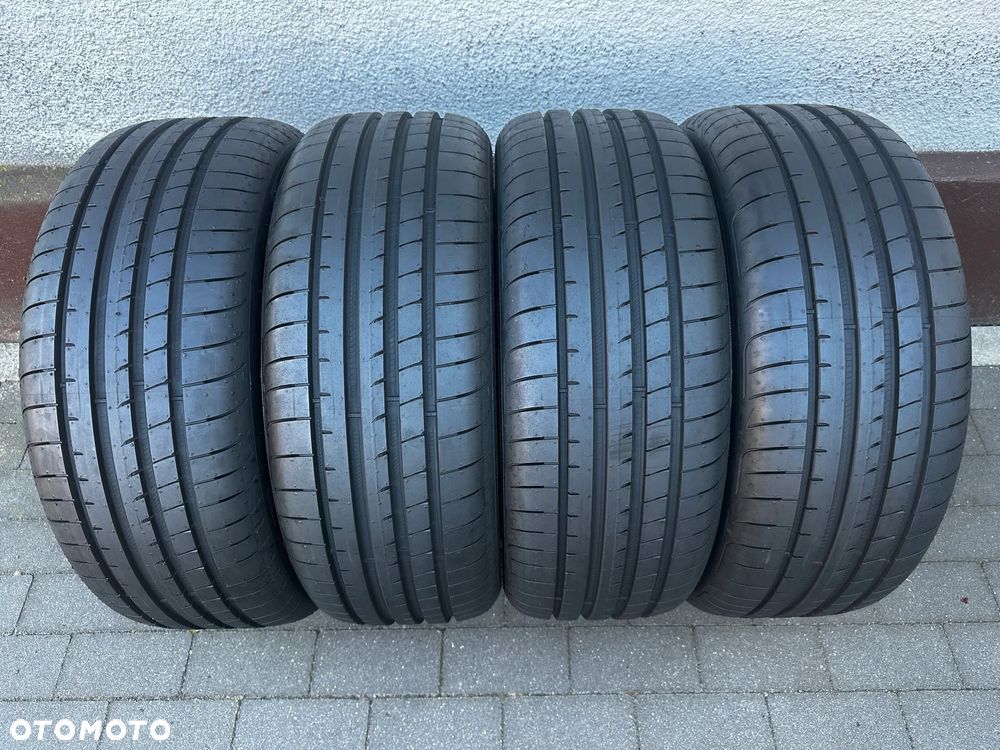 235 45 19 / 235/45r19 / GOODYEAR / NOWE / DEMO / 2022r - 2