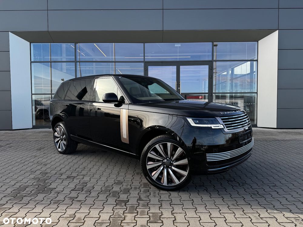 Land Rover Range Rover 4.4 V8 P535 LWB SV - 2