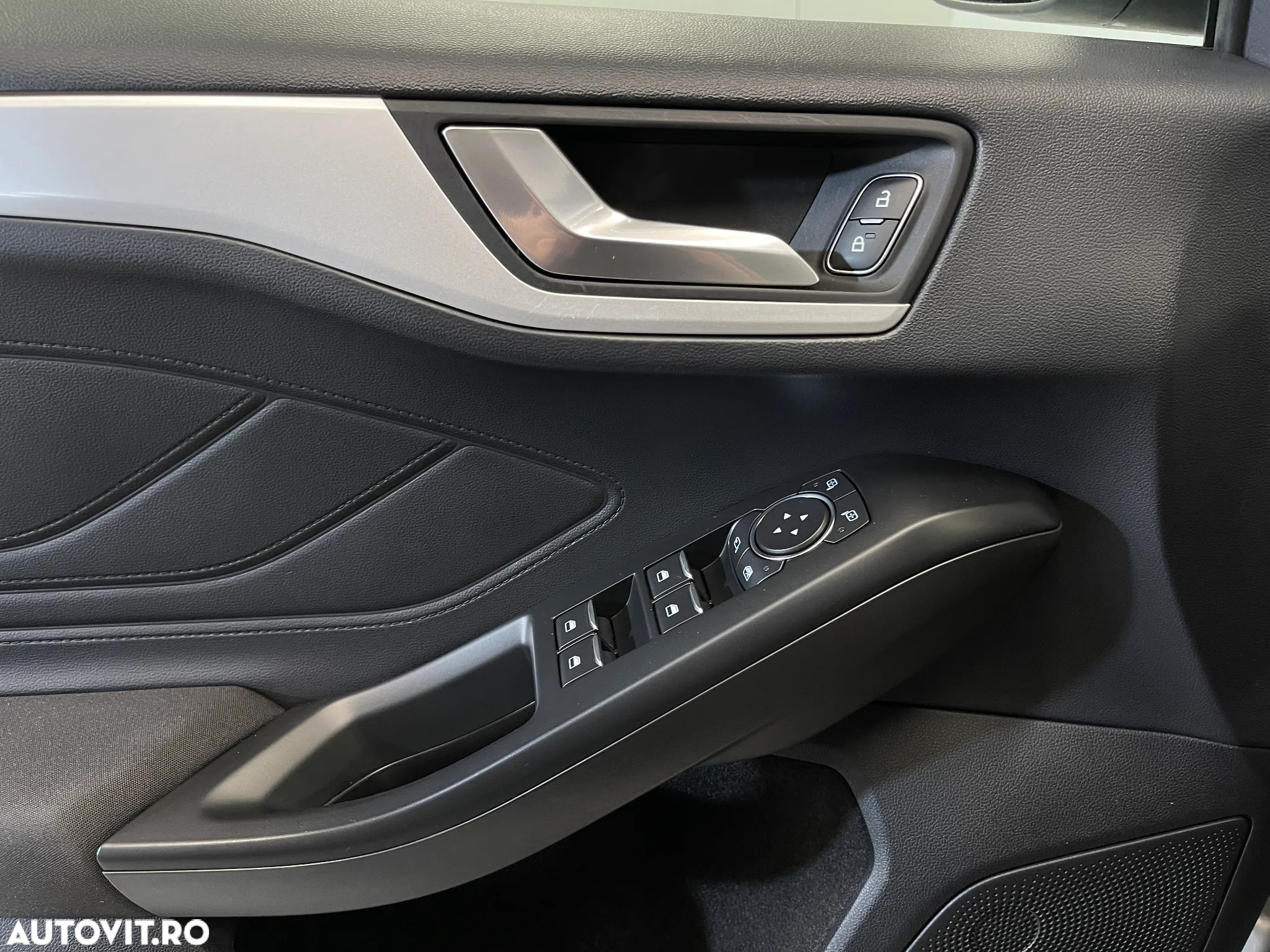 Ford Focus 1.0 EcoBoost Trend Edition - 18