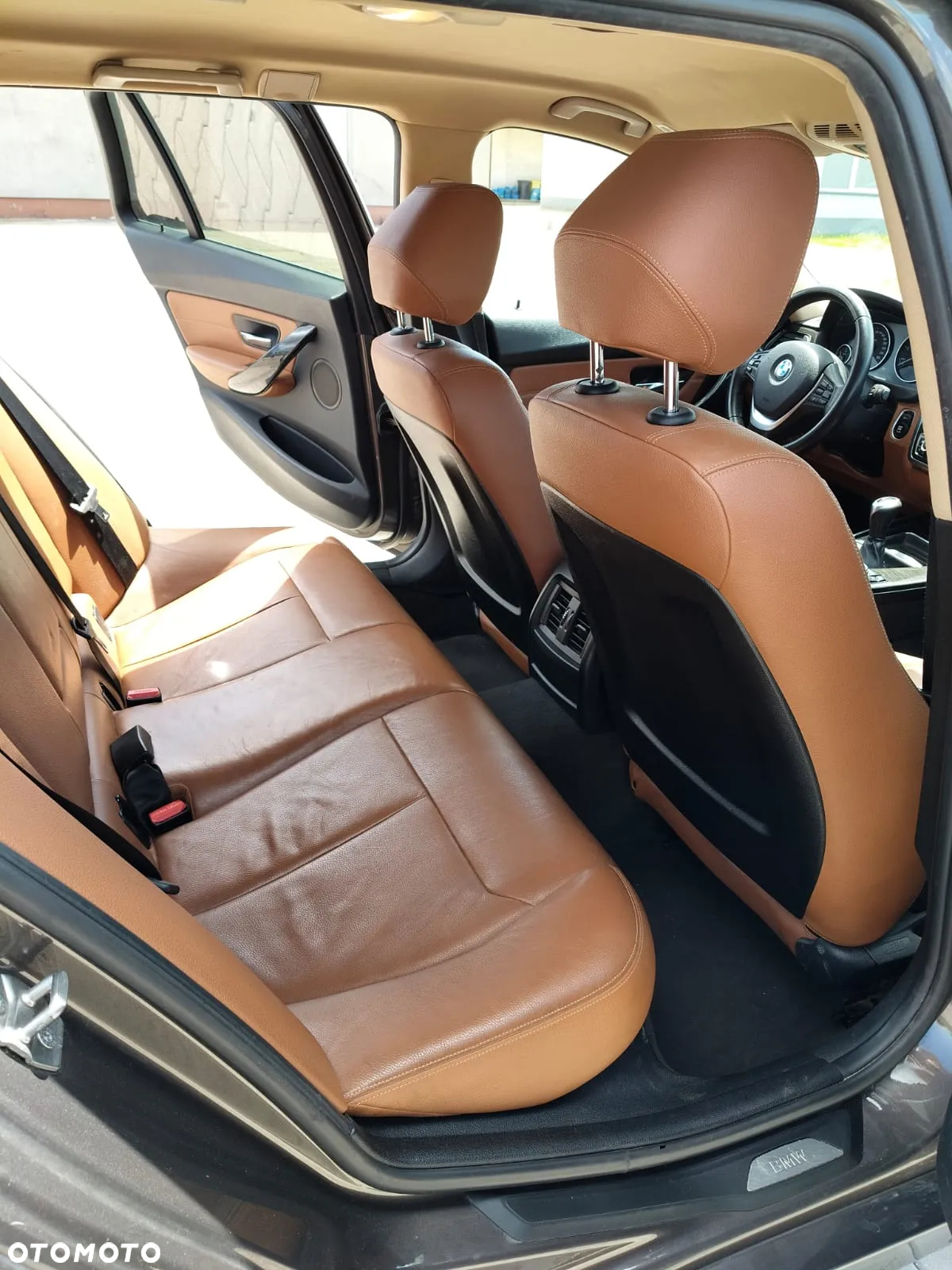 BMW Seria 3 318d Luxury Line - 10