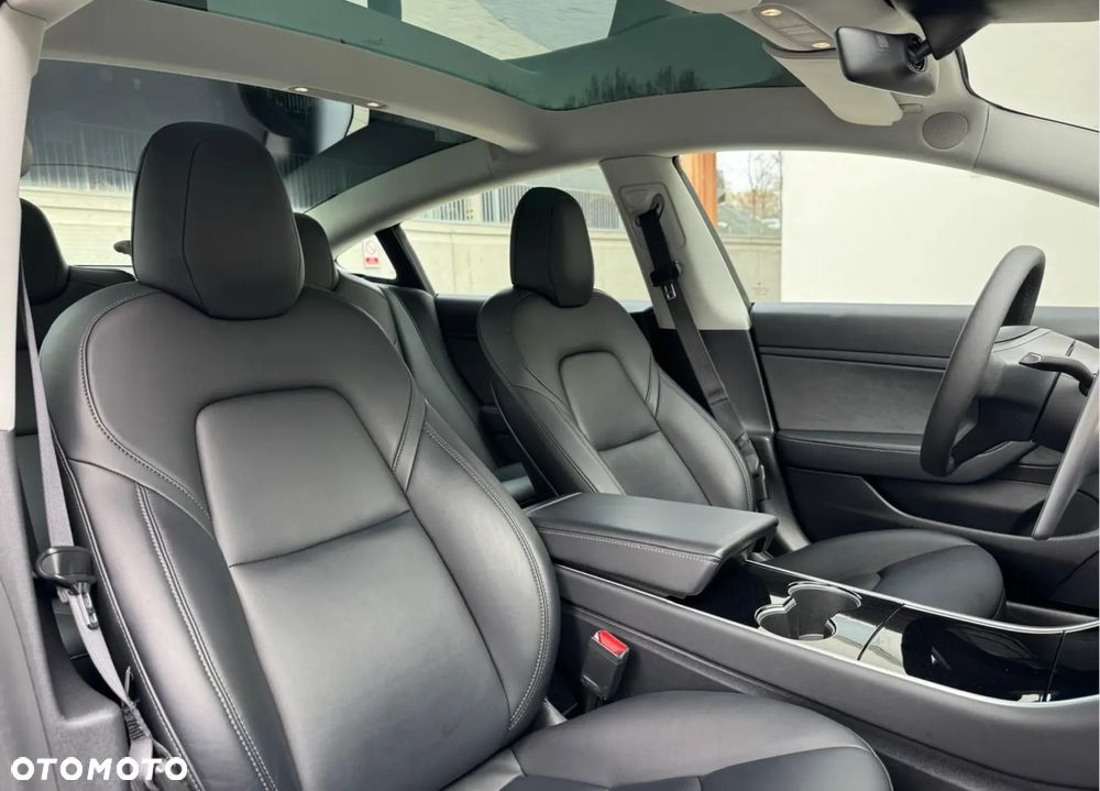 Tesla Model 3 Standard Reichweite Plus Hinterradantrieb - 5