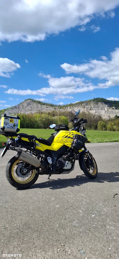 Suzuki V-STROM - 16