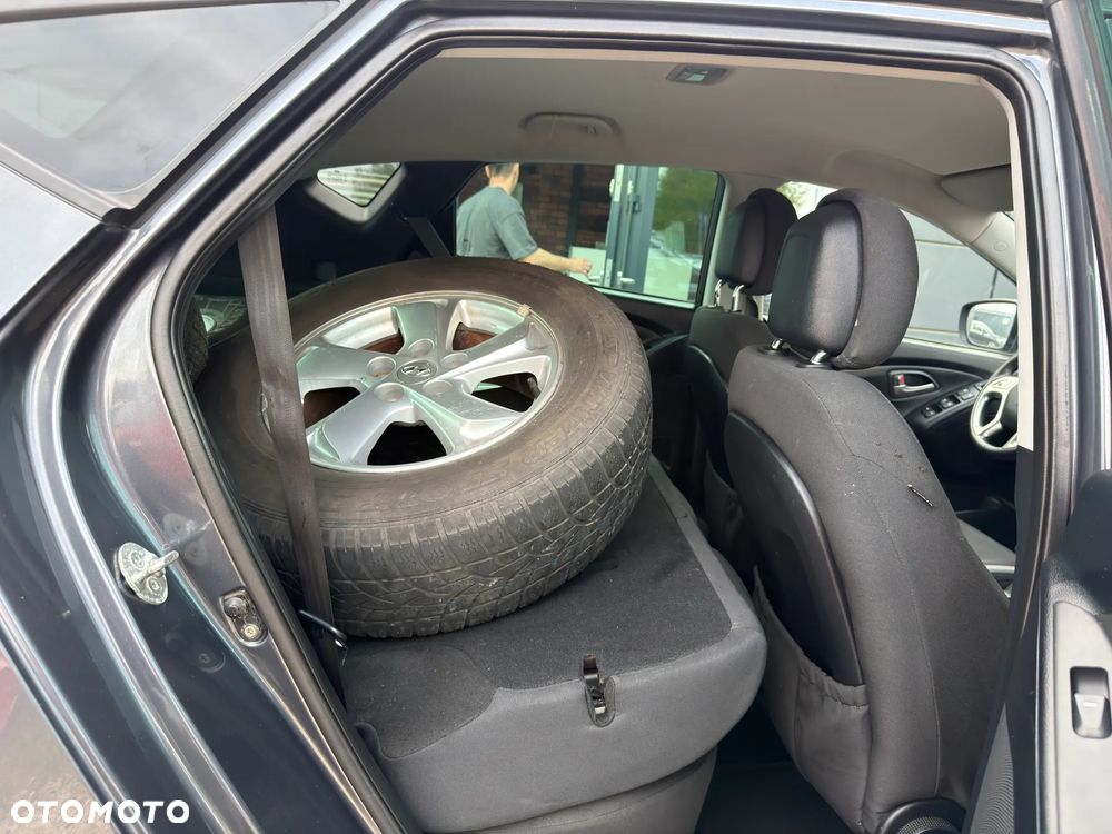 Hyundai ix35 1.6 2WD blue Style - 25