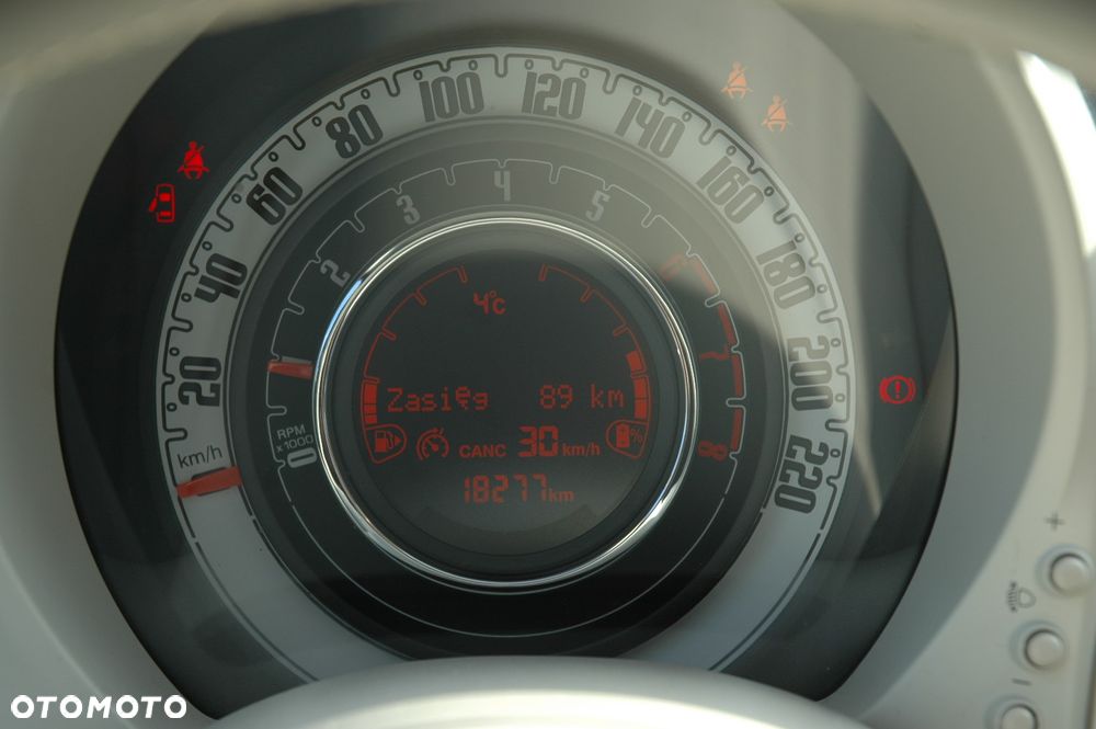 Fiat 500 1.0 Hybrid - 13