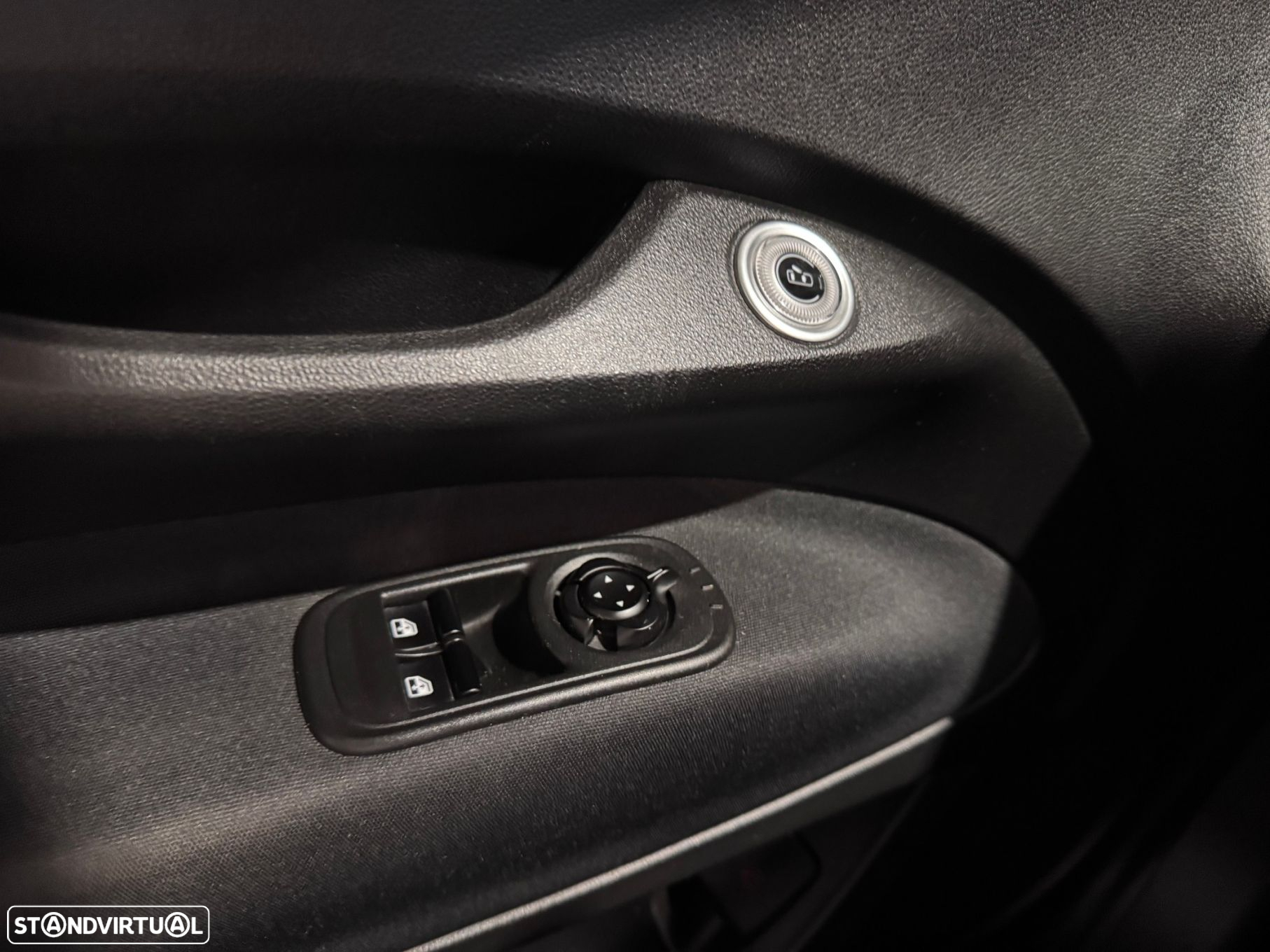 Fiat 500e Action - 38