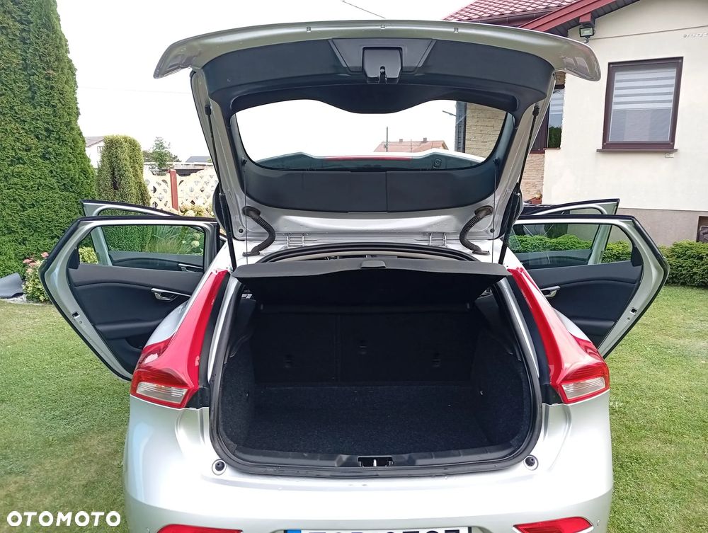 Volvo V40 D3 Kinetic - 10