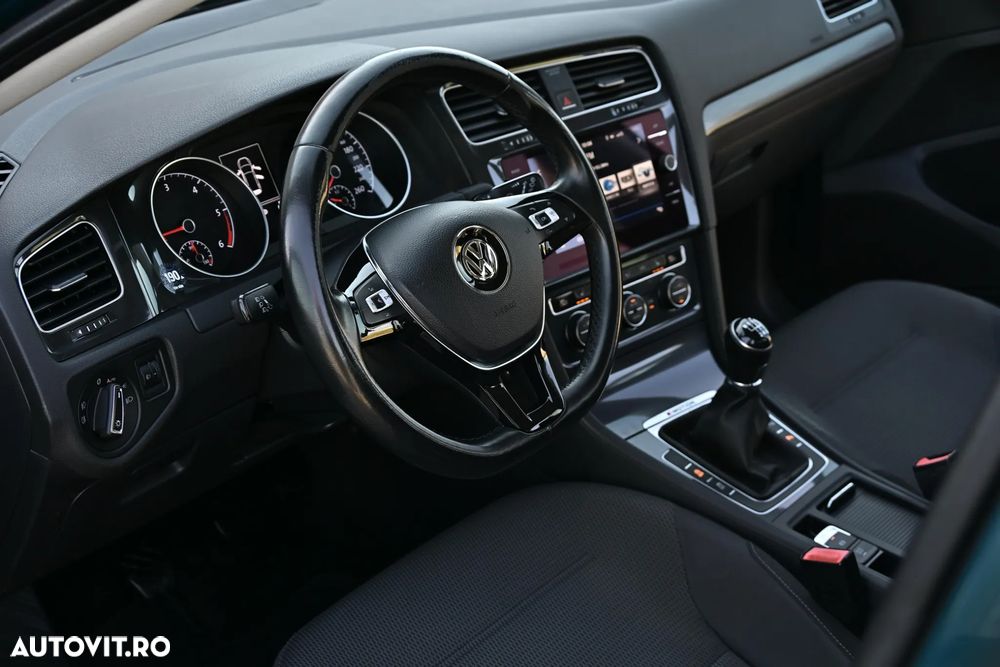 Volkswagen Golf 2.0 TDI 4Motion BMT Comfortline - 15