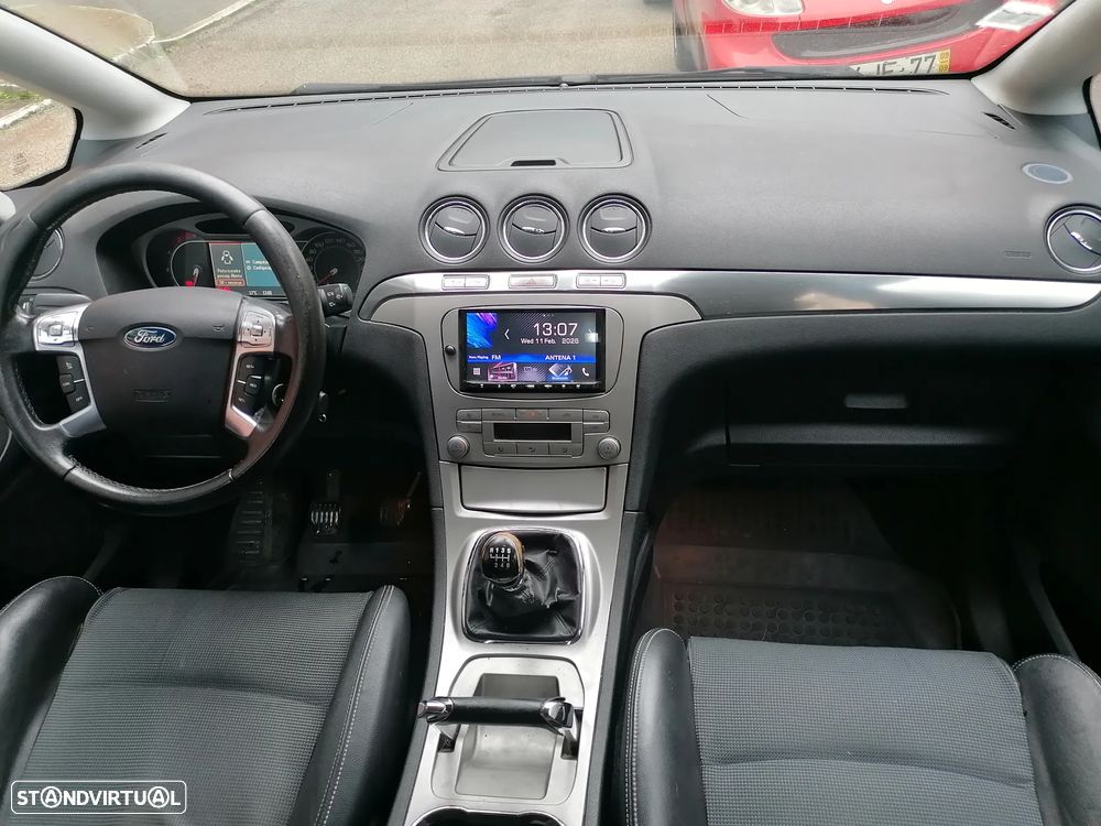 Ford S-Max 2.0 TDCi Titanium 7L - 11