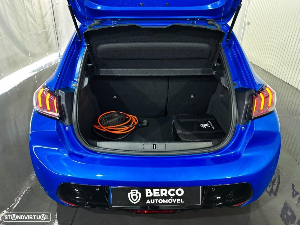 Peugeot e-208 50 kWh GT Pack - 54