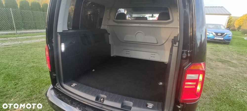 Volkswagen Caddy Maxi 1.4 TSI Highline - 12