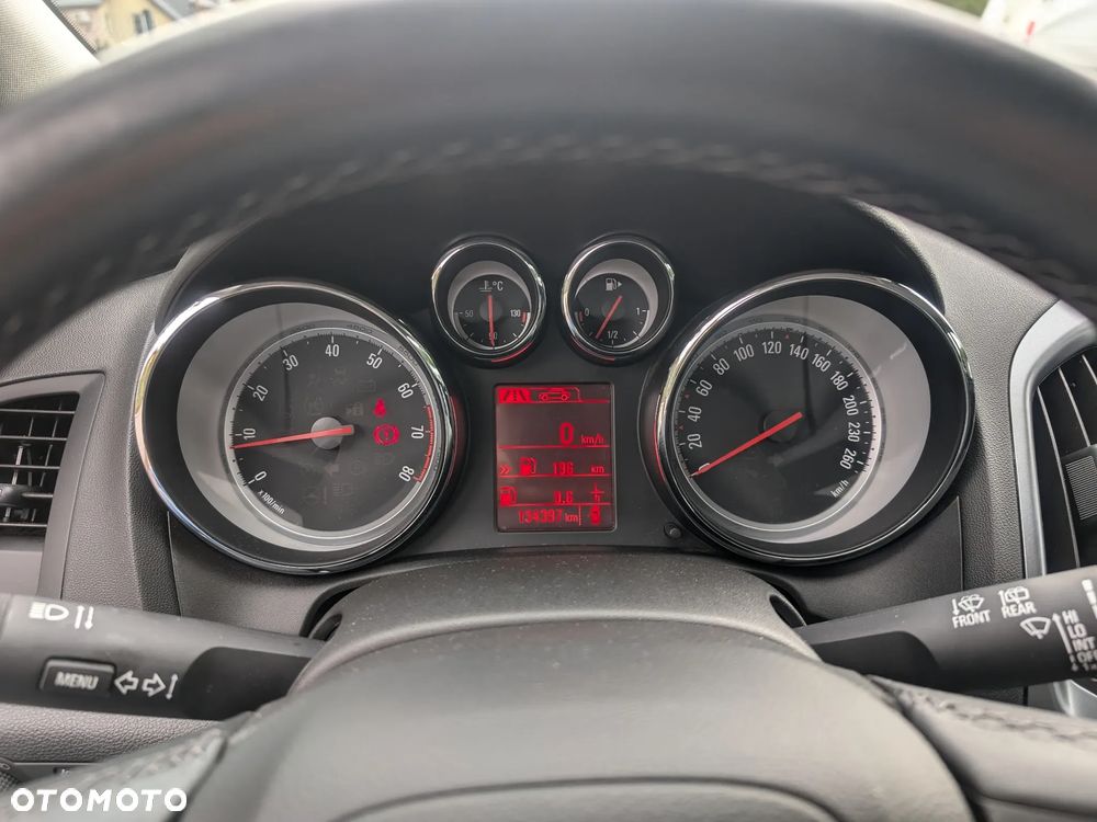 Opel Astra 1.4 Turbo Style - 12