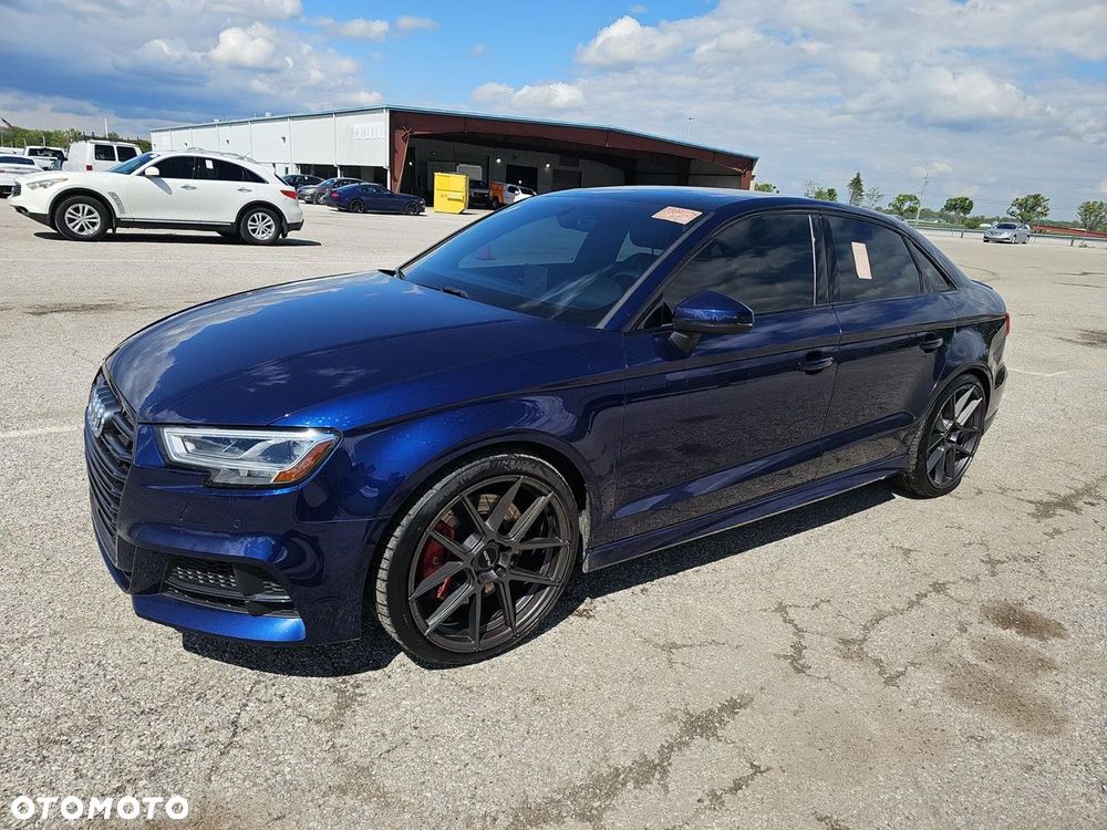 Audi S3 S tronic - 1