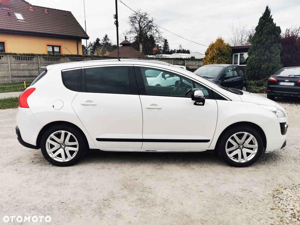 Peugeot 3008 2.0 HDi HYbrid4 - 6