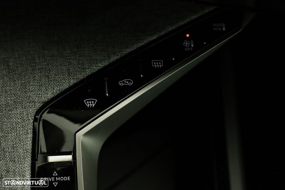 Peugeot 3008 1.2 Hybrid Allure e-DCS6 - 13