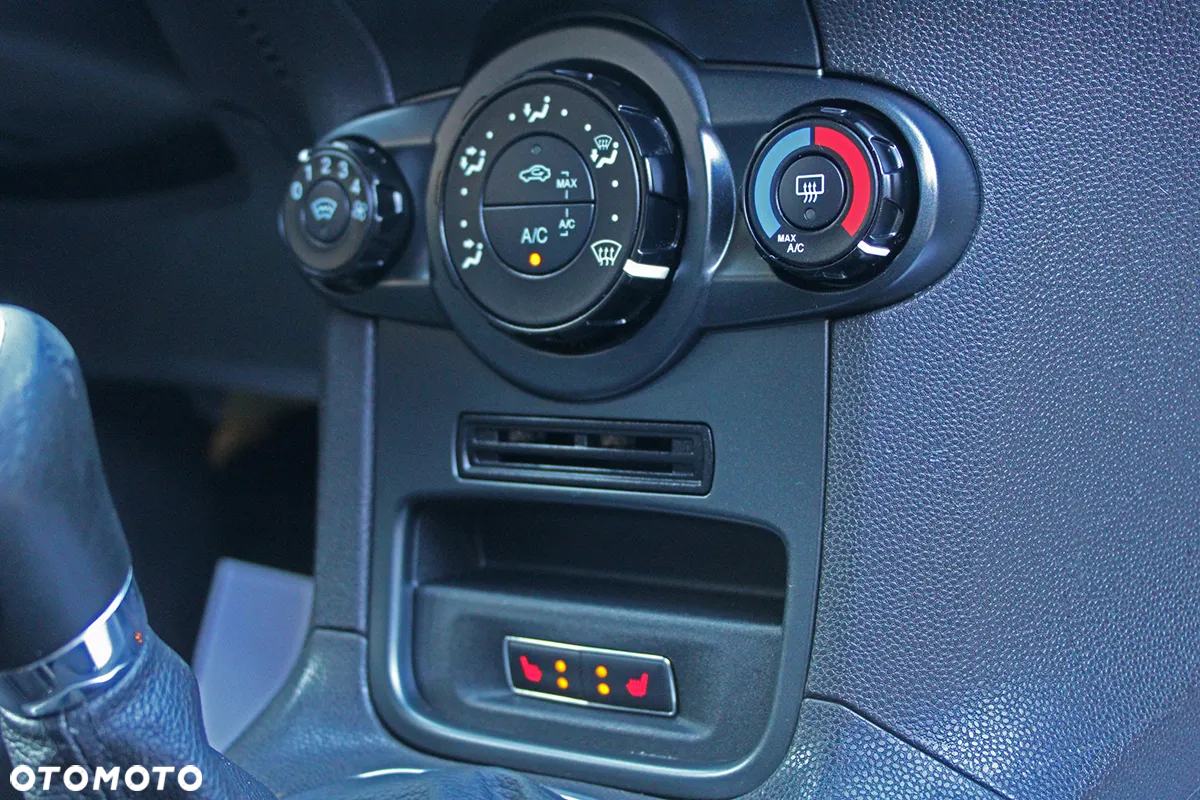 Ford Fiesta - 8