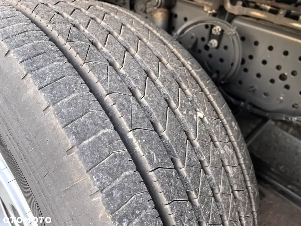 Mercedes-Benz Actros 1848 LS * GigaSpace * Bi-Xenon * MirrorCam * Klima postojowa * Salonka * - 11