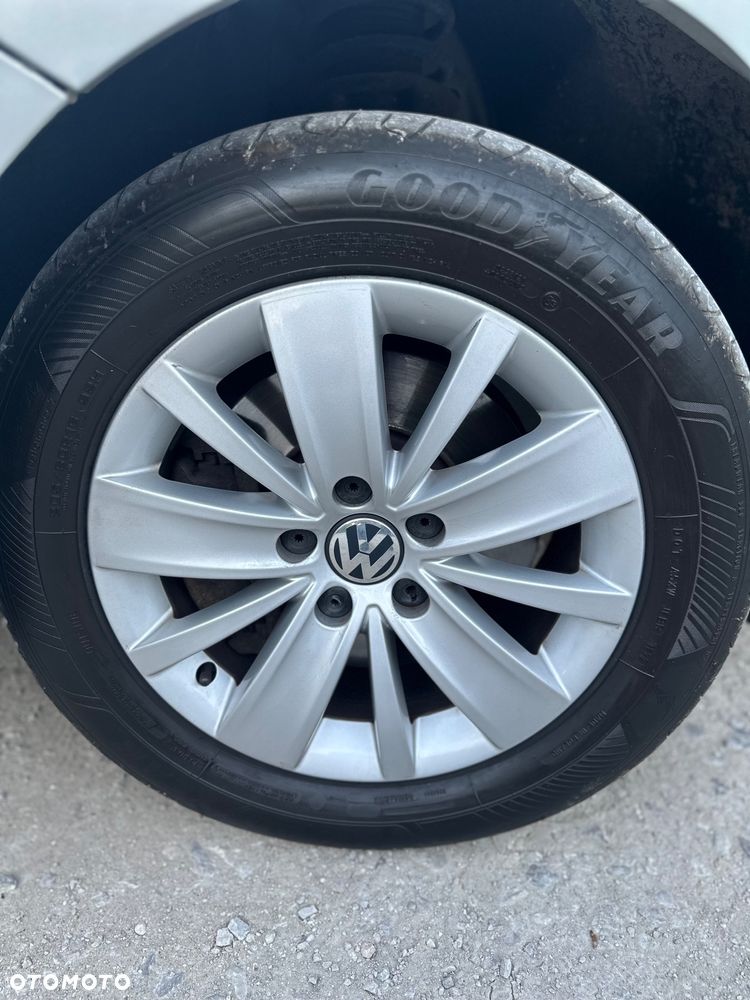 Volkswagen Sharan 2.0 TDI 4Motion BlueMotion Technology Highline - 15