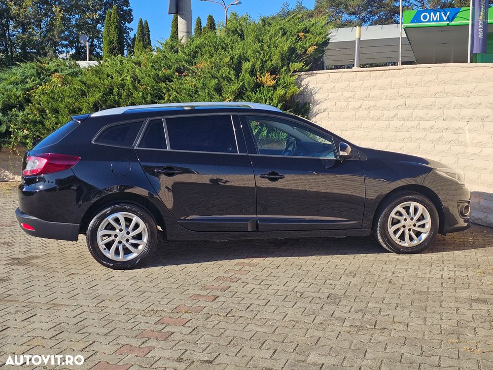 Renault Megane ENERGY TCe 130 BOSE EDITION - 2