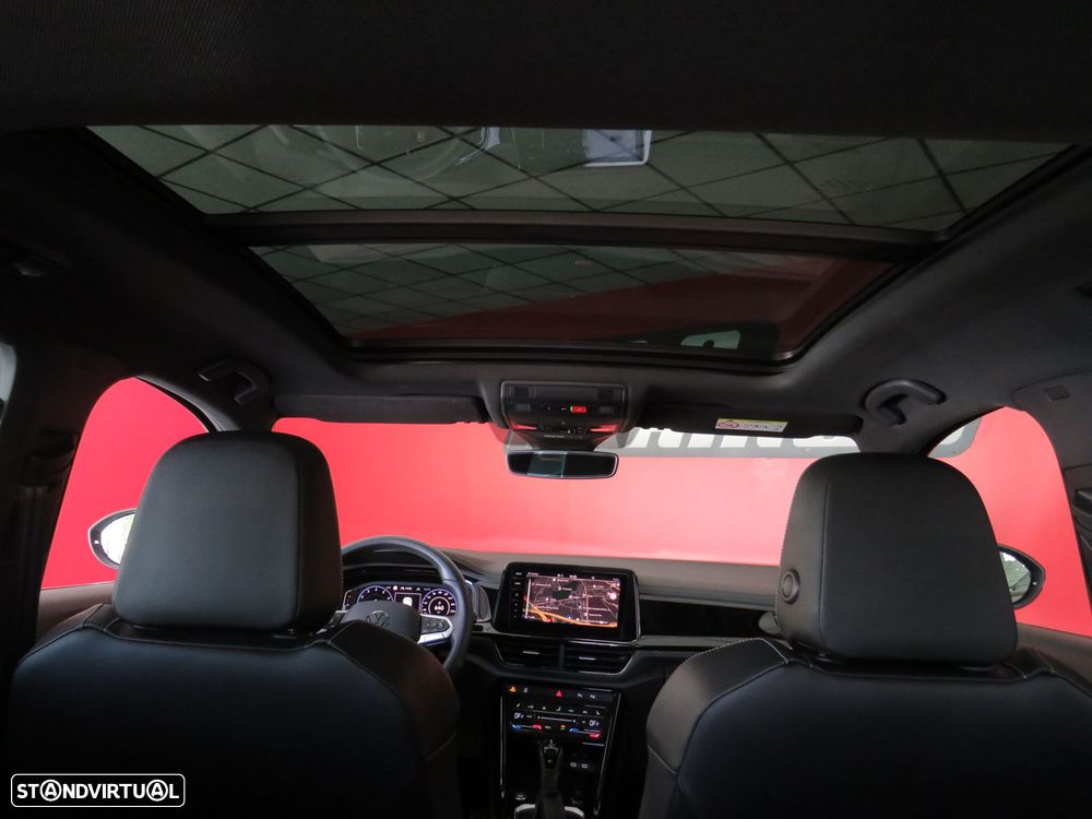 VW T-Roc 1.5 TSI R-Line DSG - 10