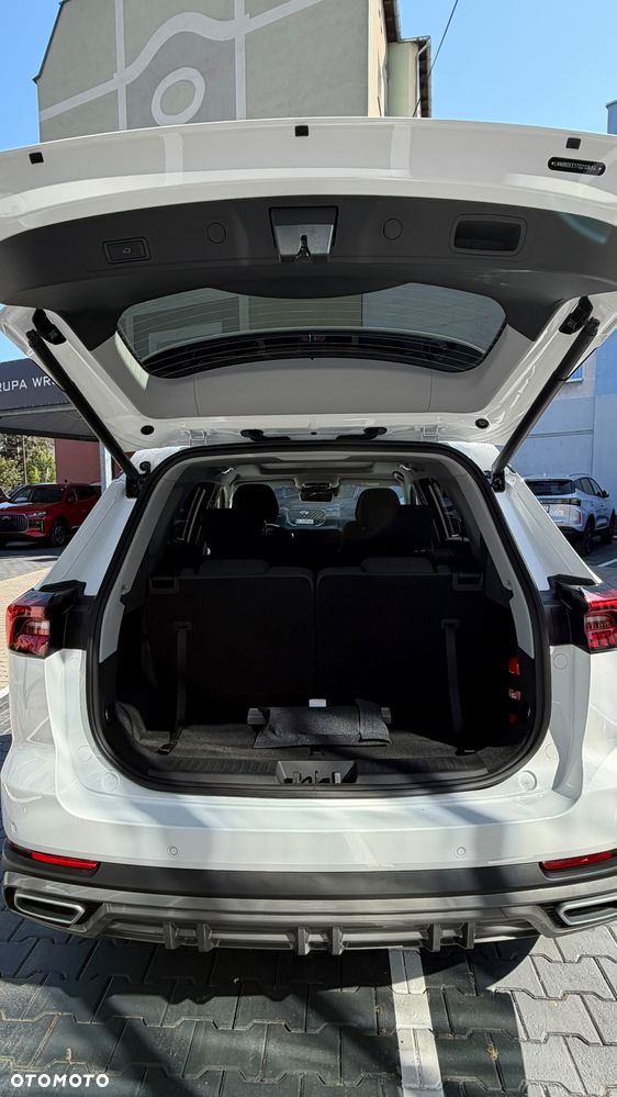 Chery Tiggo 8 1.5 T-GDI Super Hybrid Prestige DCT - 14