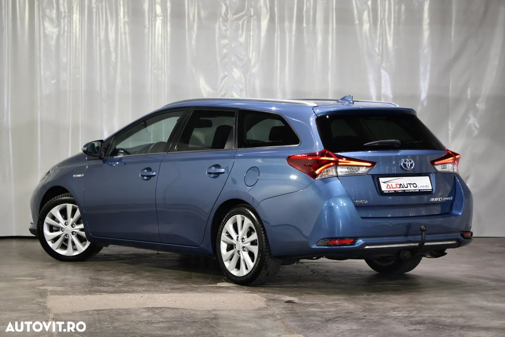 Toyota Auris 1.8 L VVT-i Sol+ - 5
