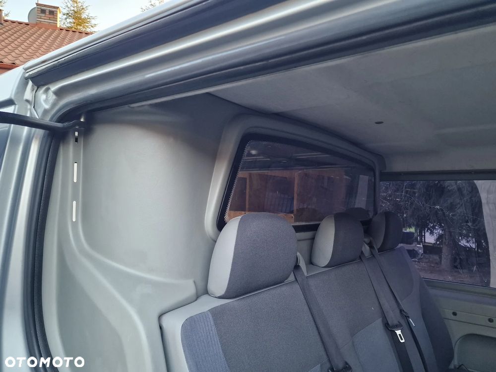 Opel Vivaro L2H1 2.9t - 31