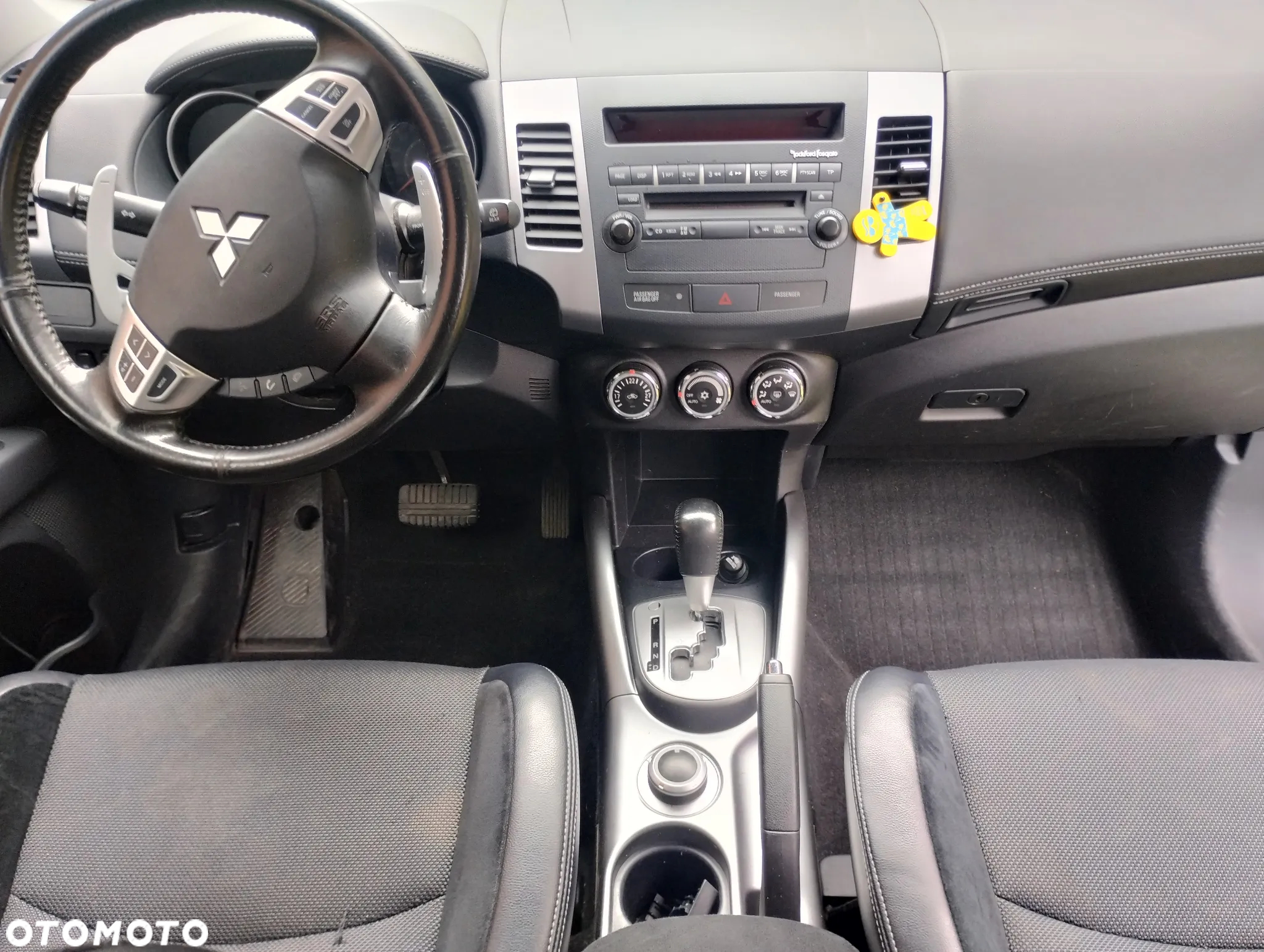 Mitsubishi Outlander 2.4 Intense + CVT - 6
