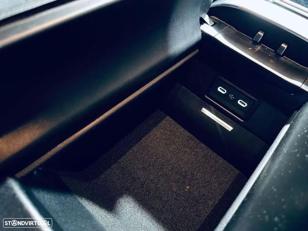 Mercedes-Benz C 300 d AMG Line - 36