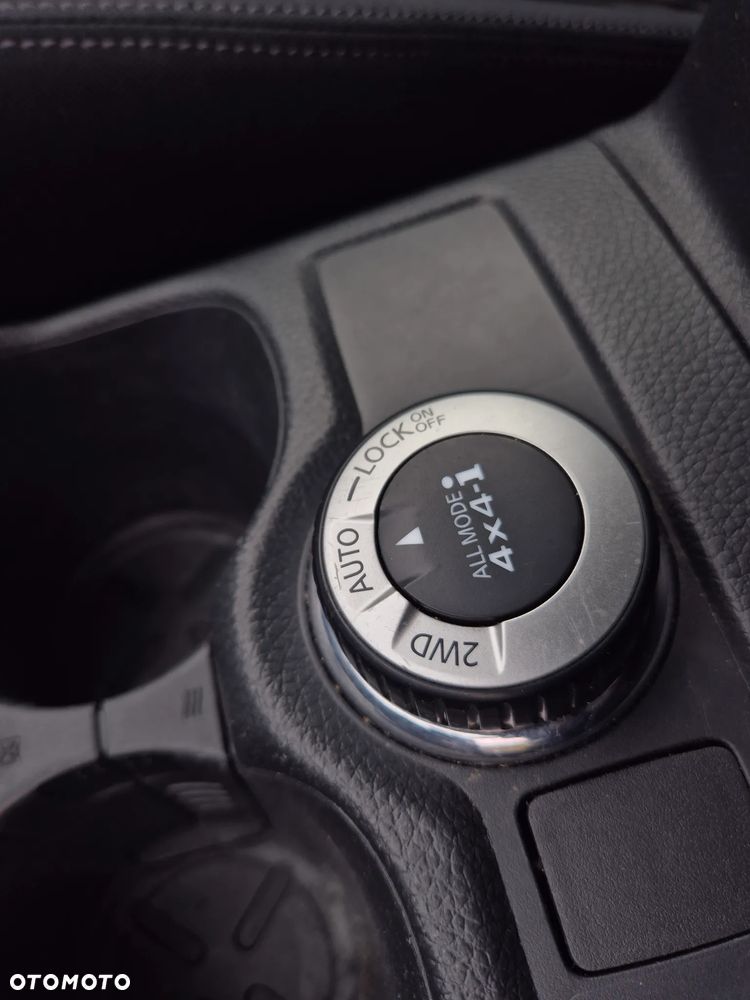 Nissan X-Trail - 12