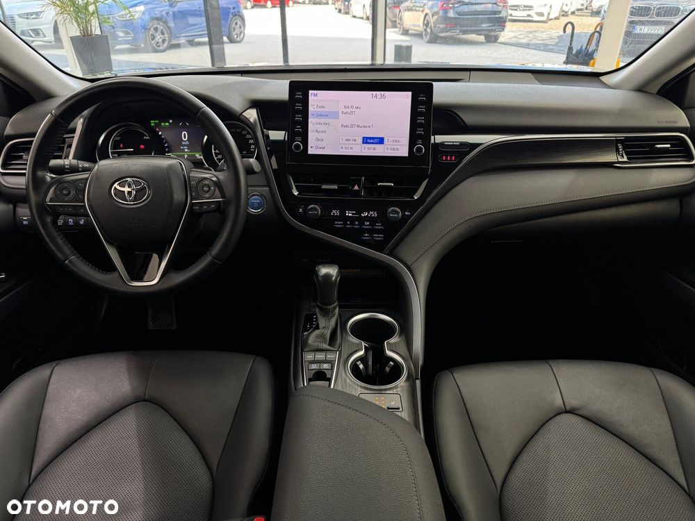 Toyota Camry 2.5 Hybrid Executive CVT - 14