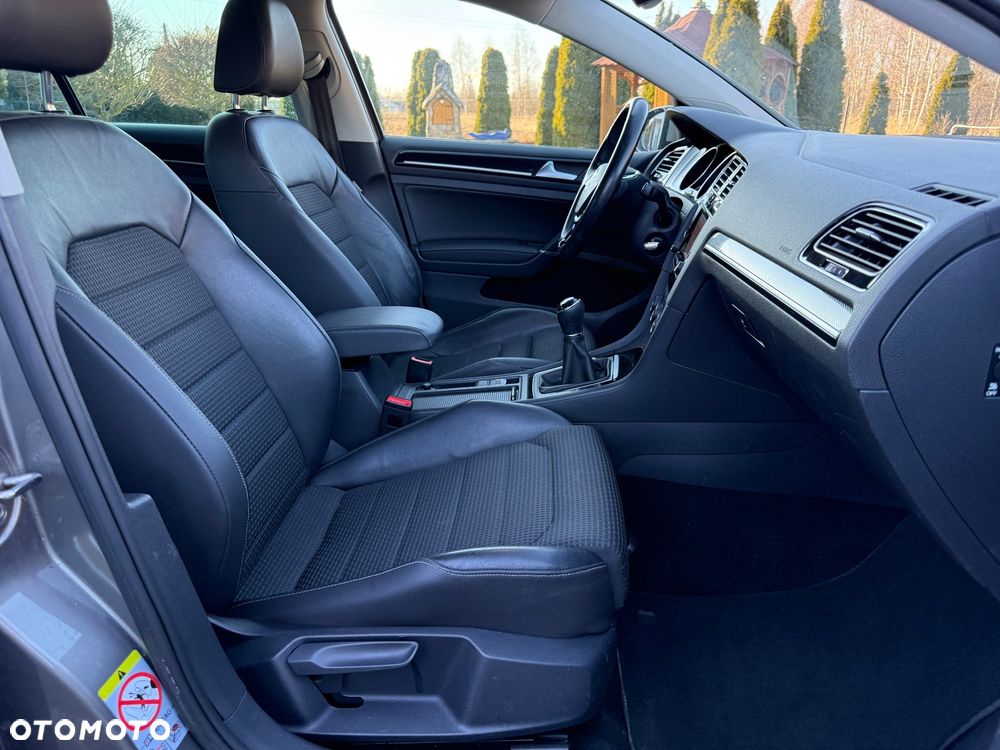 Volkswagen Golf 1.4 TSI BMT Highline - 16