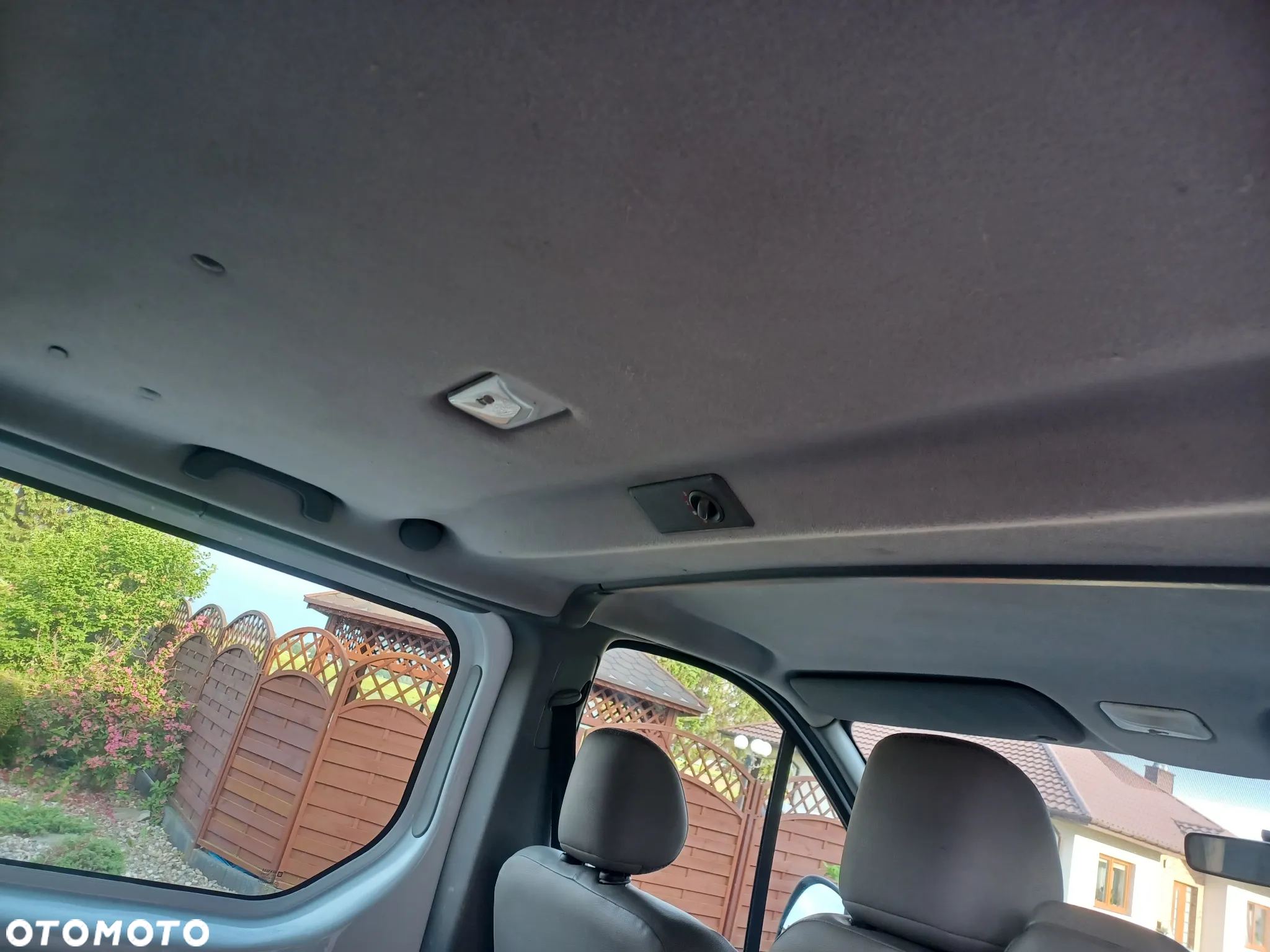 Renault Trafic 2.0 dCi 115 Passenger Expression - 15