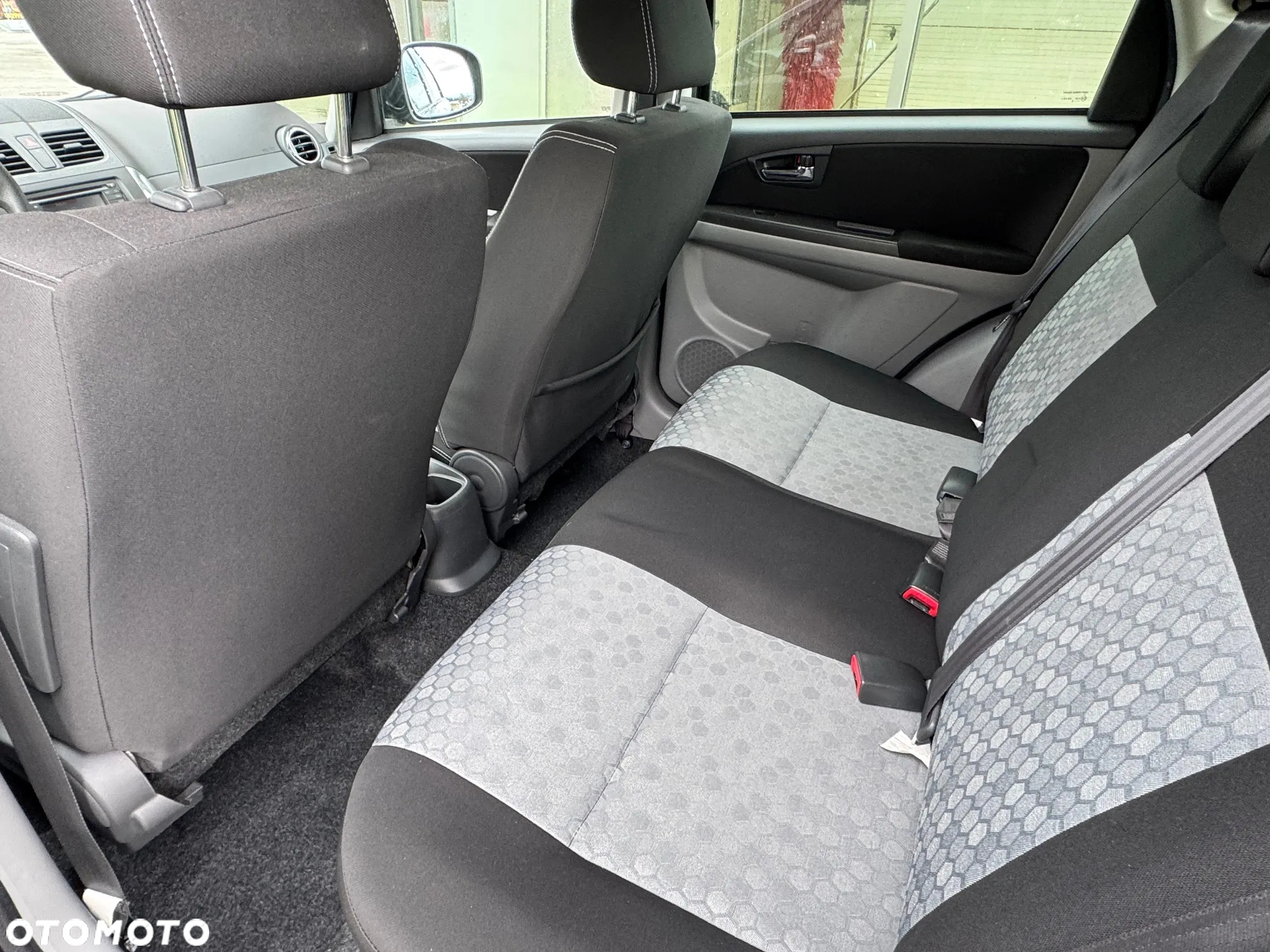 Suzuki SX4 2.0 DDiS 4x4 Style - 12