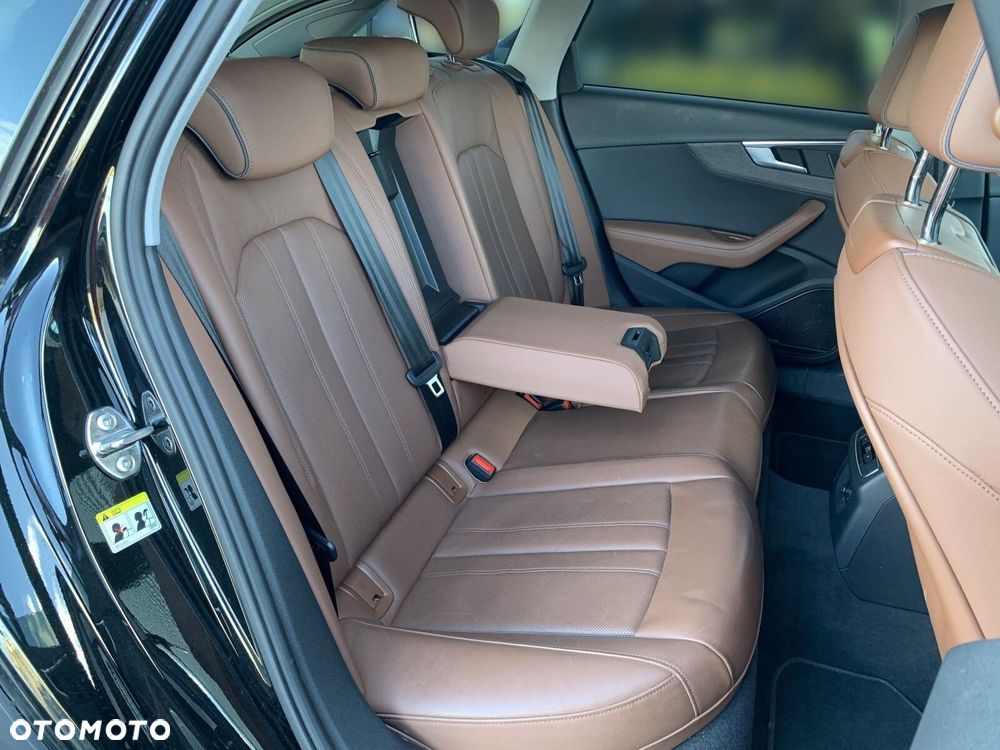 Audi A4 Allroad - 12