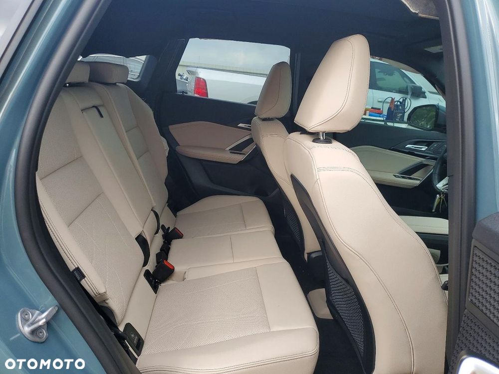 BMW X1 - 12