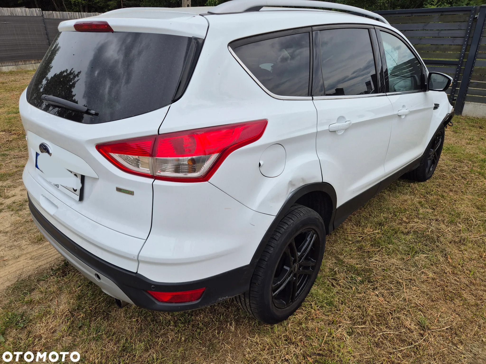 Ford Kuga - 4