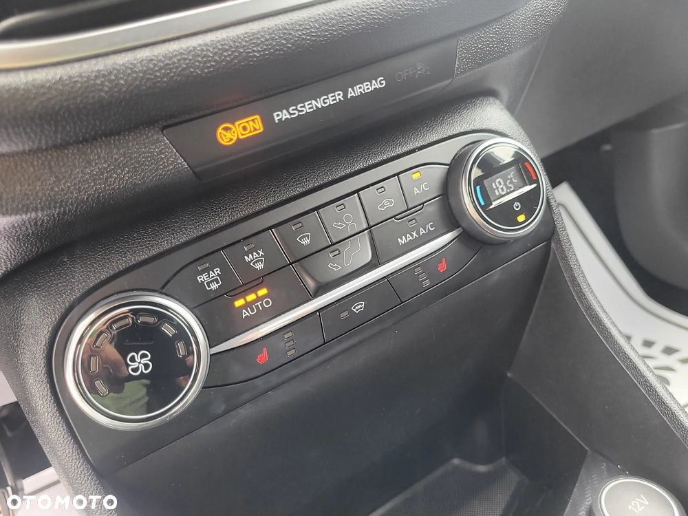 Ford Fiesta 1.1 S&S ST-LINE - 26