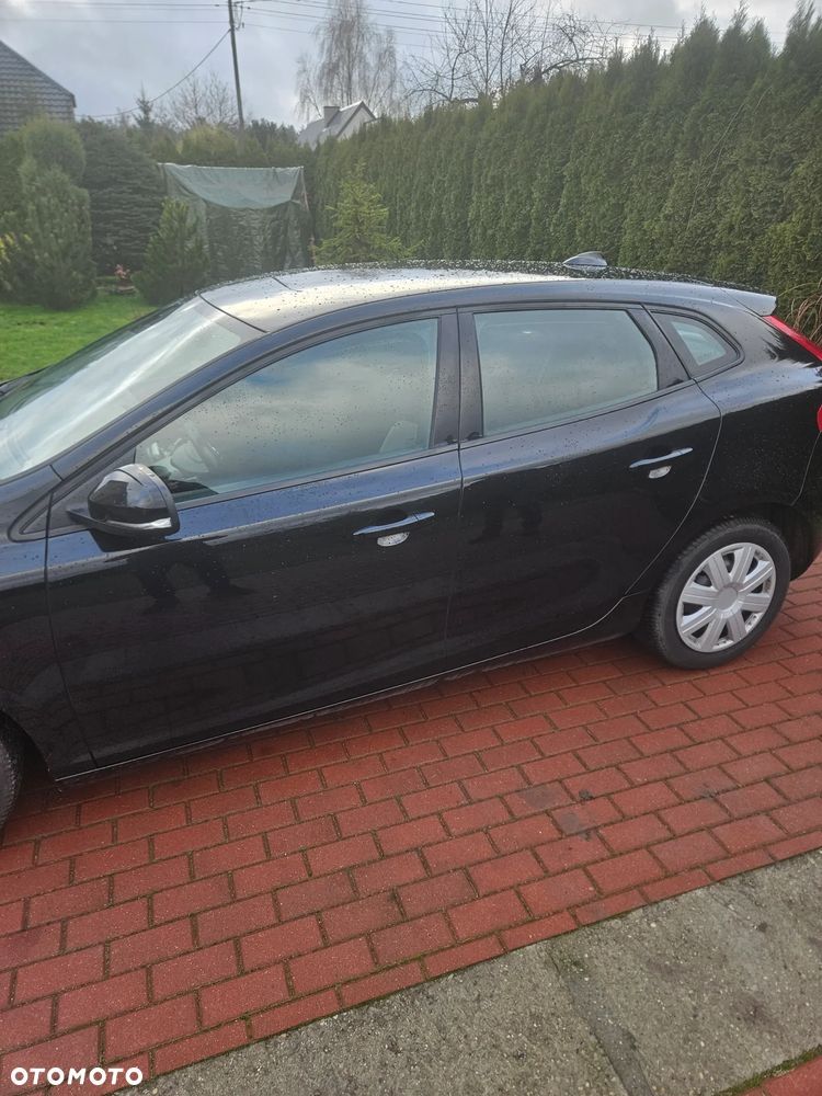 Volvo V40 D2 - 6
