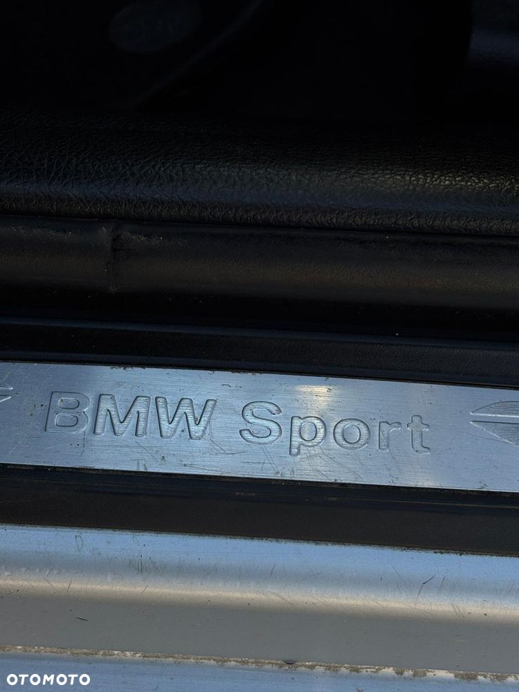 BMW Seria 3 318d Sport Line - 6