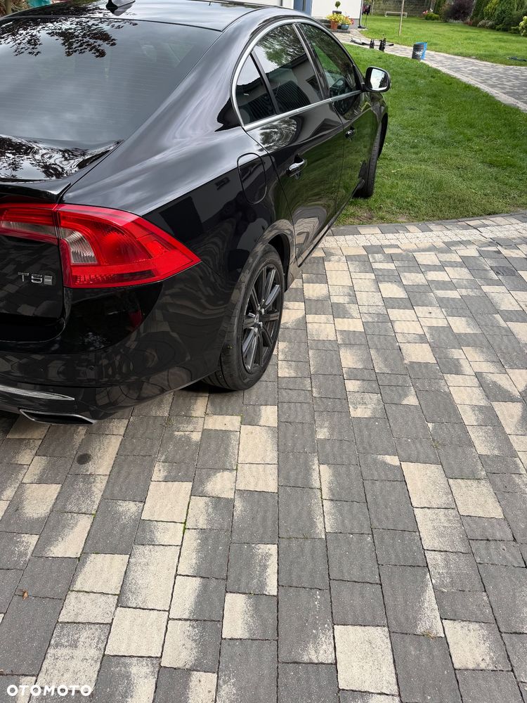 Volvo S60 T5 Momentum - 9