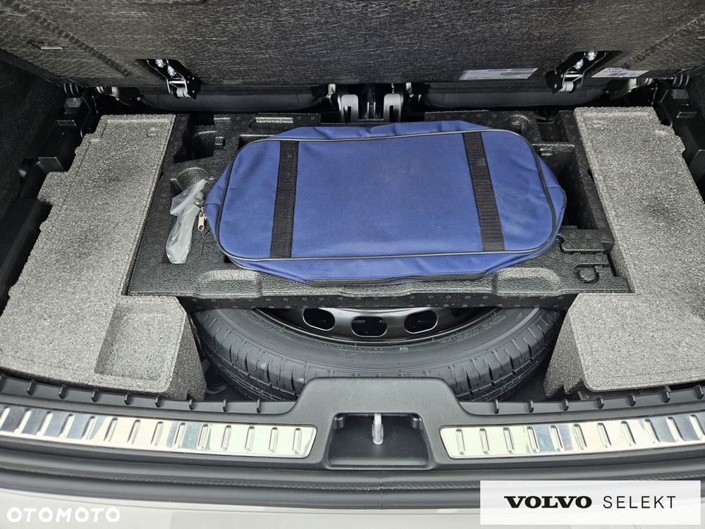 Volvo XC 90 - 36