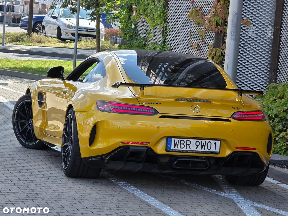 Mercedes-Benz AMG GT R - 18