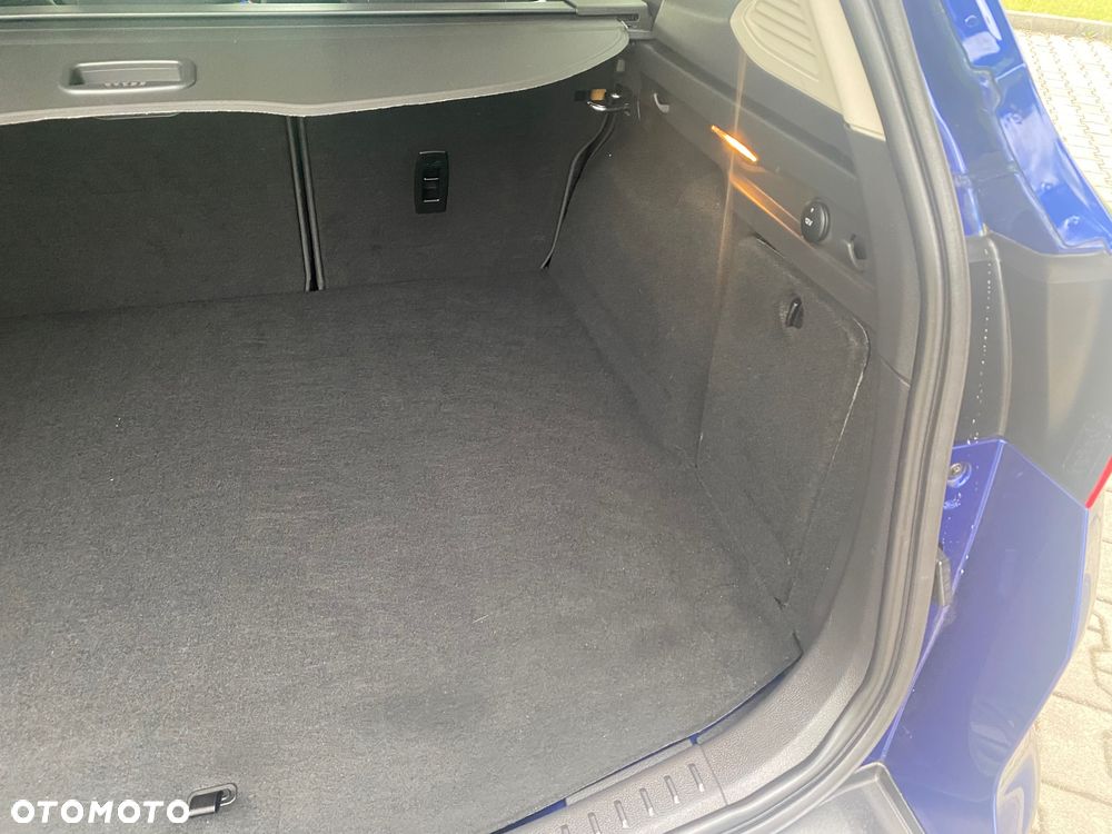 Ford Focus 1.0 EcoBoost Trend Edition Business - 36