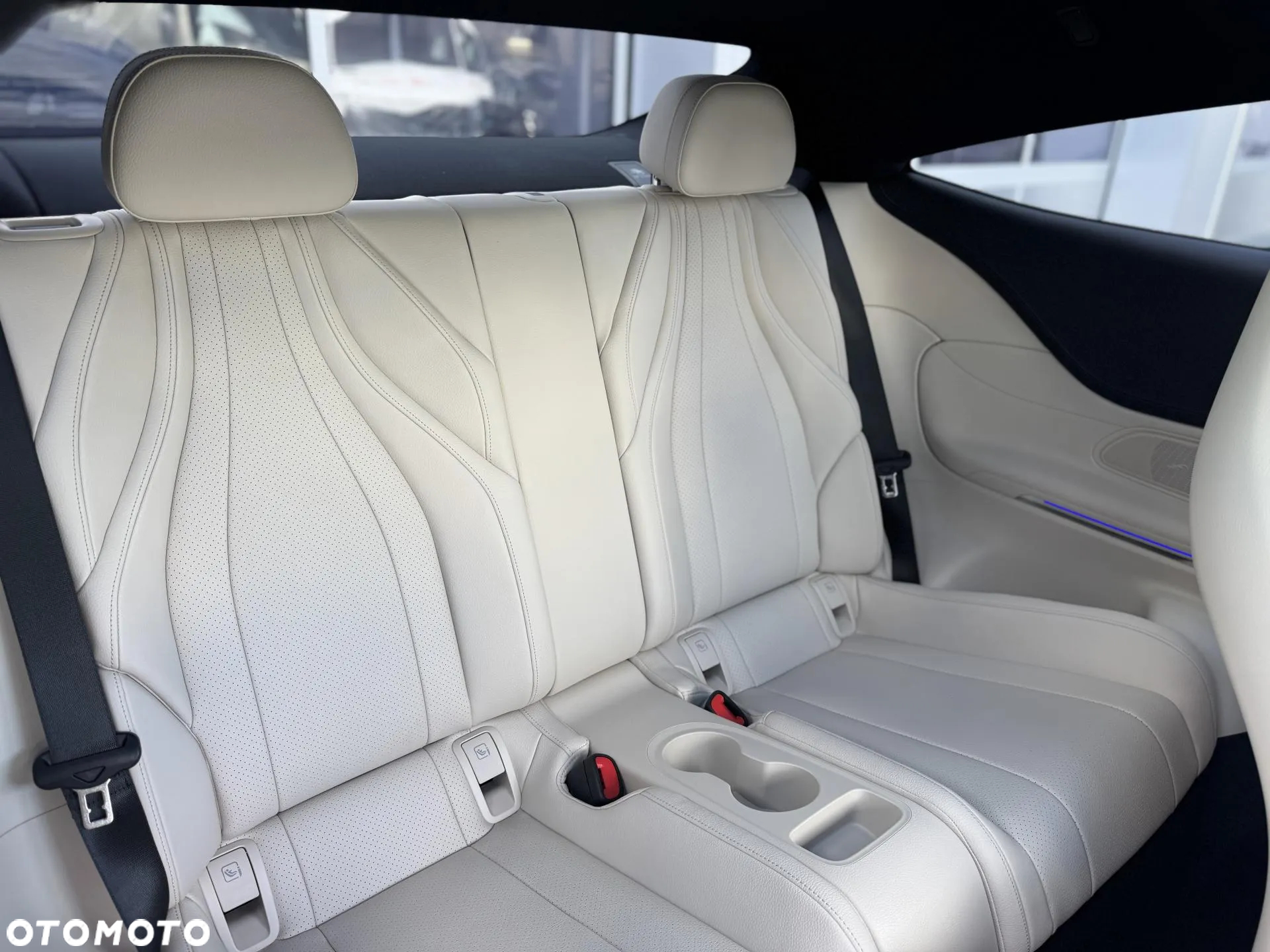 Mercedes-Benz CLE 300 4Matic Coupe 9G-TRONIC Edition AMG Line - 13