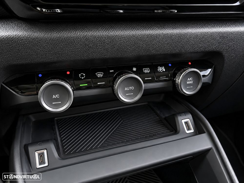 Citroën e-C4 50 kWh Shine - 14