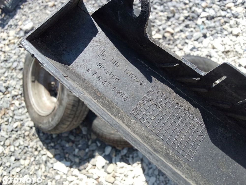 KL HOKEJ LISTWA ZDERZAKA PRZÓD PRAWA OPEL CORSA D 06- 5D - 5